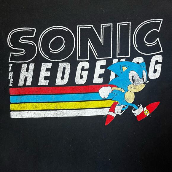 Sonic The Hedgehog Adult LG Sega Retro Style Graphic T-shirt - Picture 2 of 4